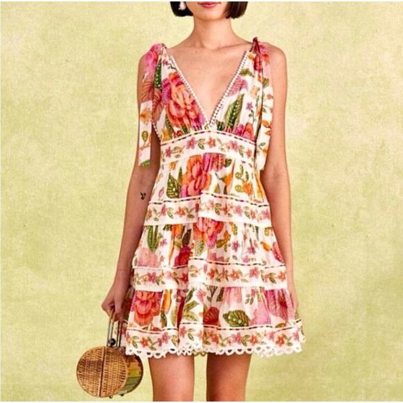Farm Rio Macaw Bloom Mini Dress Floral Off-White V Neck Tiered Cotton Size M - Picture 1 of 9